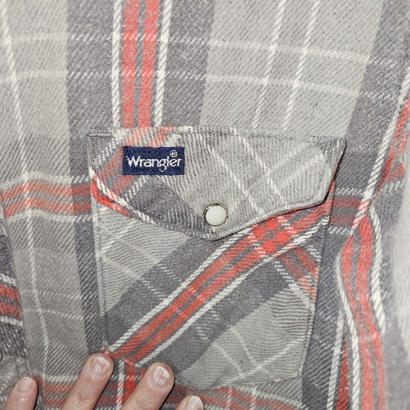 Wrangler Men's Casual Plaid Shirt - Red and Gray - Picture 6 of 12